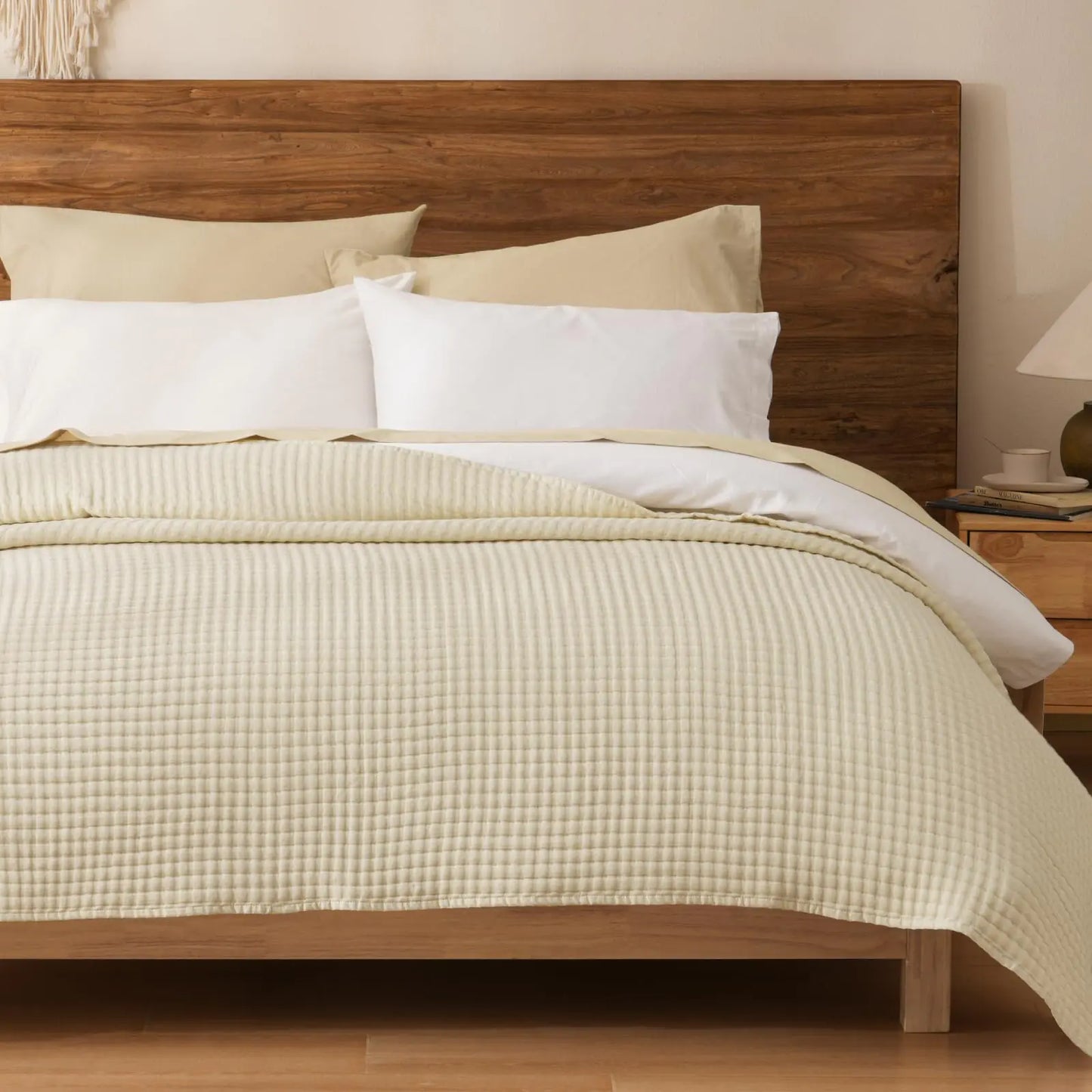 Blanket Queen Size-Ultra Soft 50% Lyocell & 50% Cotton Blanket Breathable and Moisture Absorption Blanket Lightweight Blanket Cozy Waffle Bed Blankets 90"x90" Sand