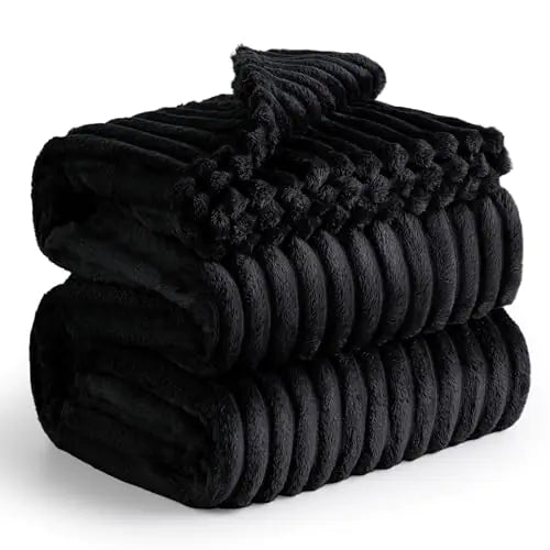 King Size Blanket for Bed - Super Soft Cozy Blankets for Women Cute Large Fleece Blanket for Girls Black 108x90 Inches